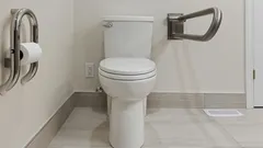 Jak levně vyčistit toaletu?