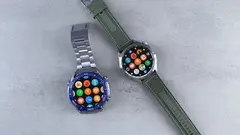 dvoje chytré hodinky s barevným displejem - jeden s kovovým páskem, druhý s textilním