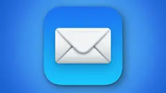 Ikona e-mailové aplikace Apple Mail na modrém pozadí