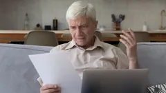 Řešení financí u seniorů: Jak včasným rozhodnutím předejít problémům